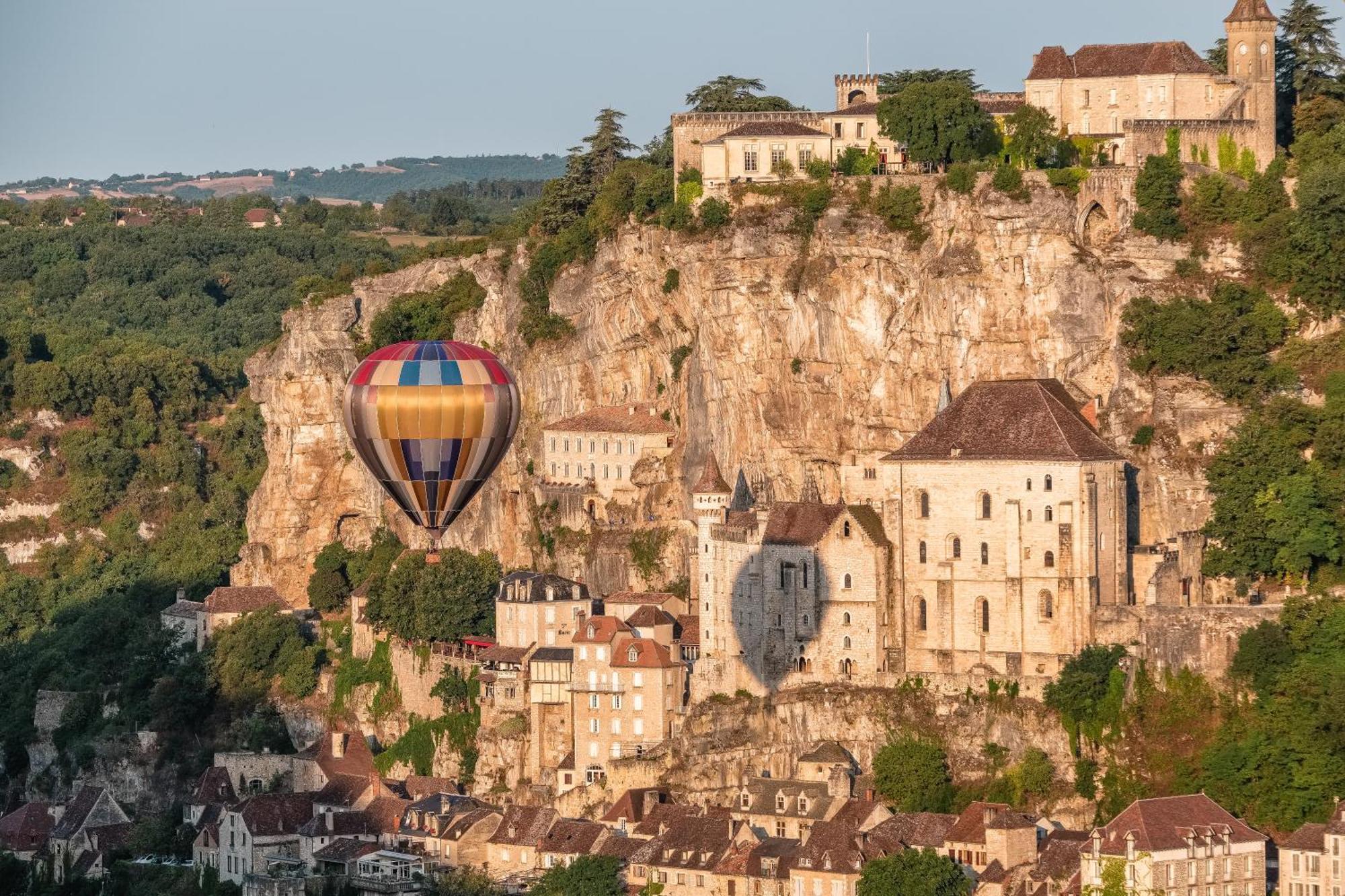 Casa de hóspedes Le Roulottes Du Petit Gouffre De Avec *
